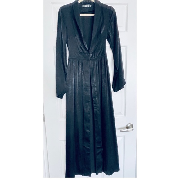 MISSGUIDED Hook Corset Liquid Satin Duster Coat - Picture 4 of 14